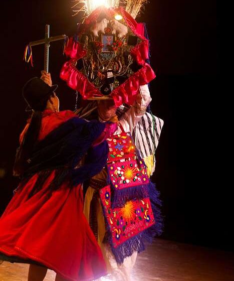 people dancing music from ecuador